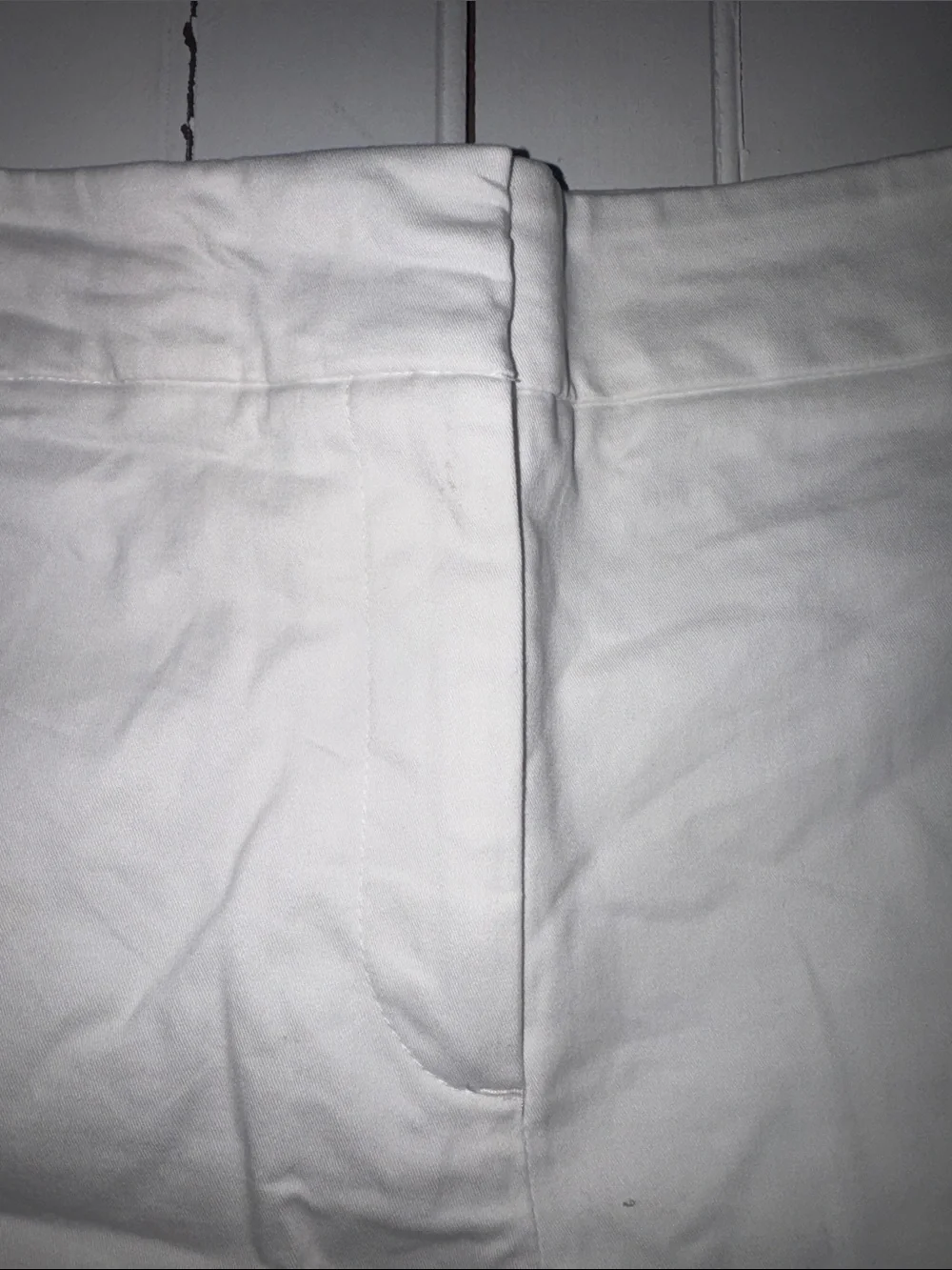 Ann Taylor Bermuda Shorts White Size 10